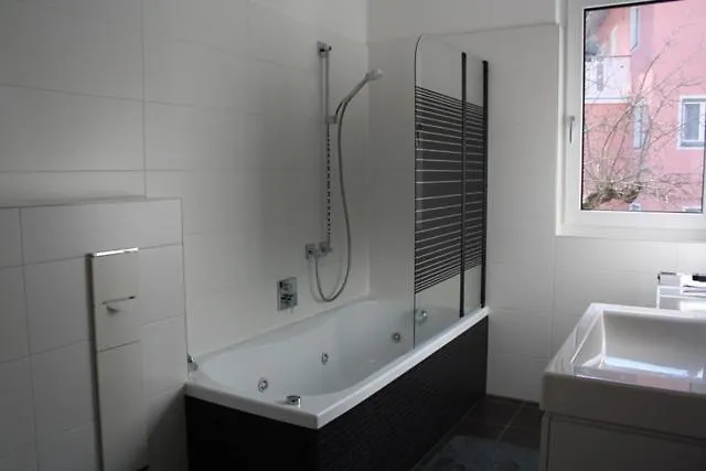 Exklusive Penthousewohnung Mit Tesla-Wallbox In Innsbruck 0*,